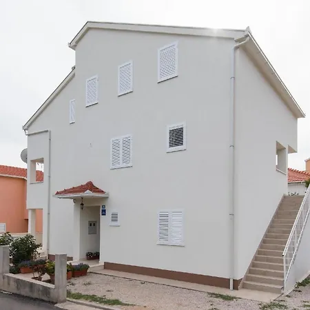 Ferienwohnung Fuer 4 Personen Ca 60 Qm In Orebic, Dalmatien Sueddalmatien - B60413 * أوروبيتش