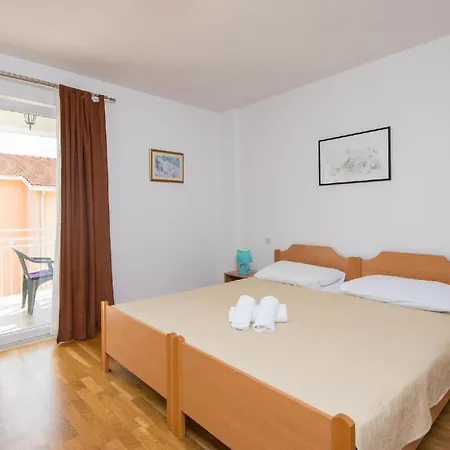 Ferienwohnung Fuer 4 Personen Ca 60 Qm In Orebic, Dalmatien Sueddalmatien - B60413 *
